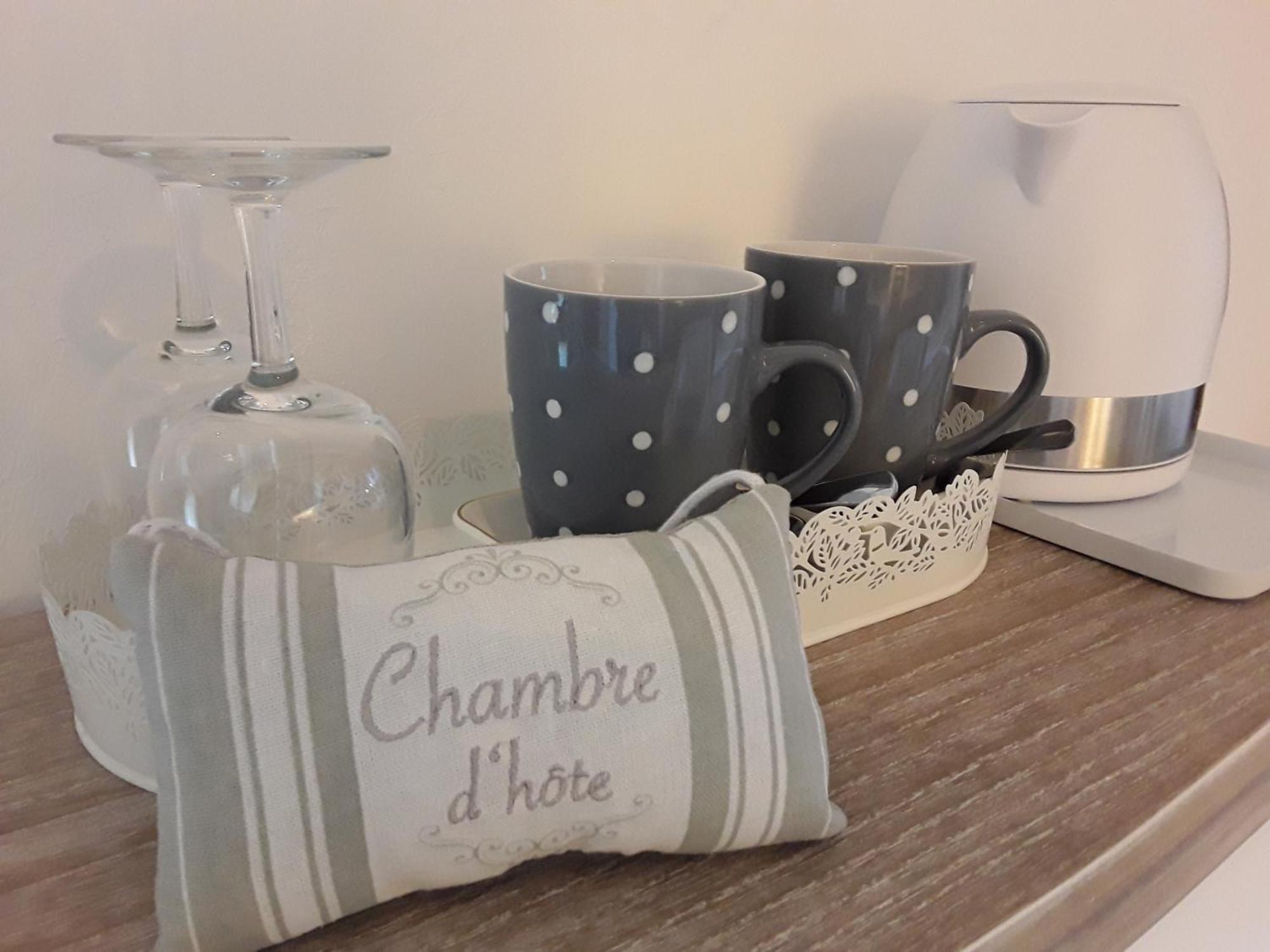 Bed and Breakfast La Belle Ame Saint-Priest-des-Champs Habitación foto