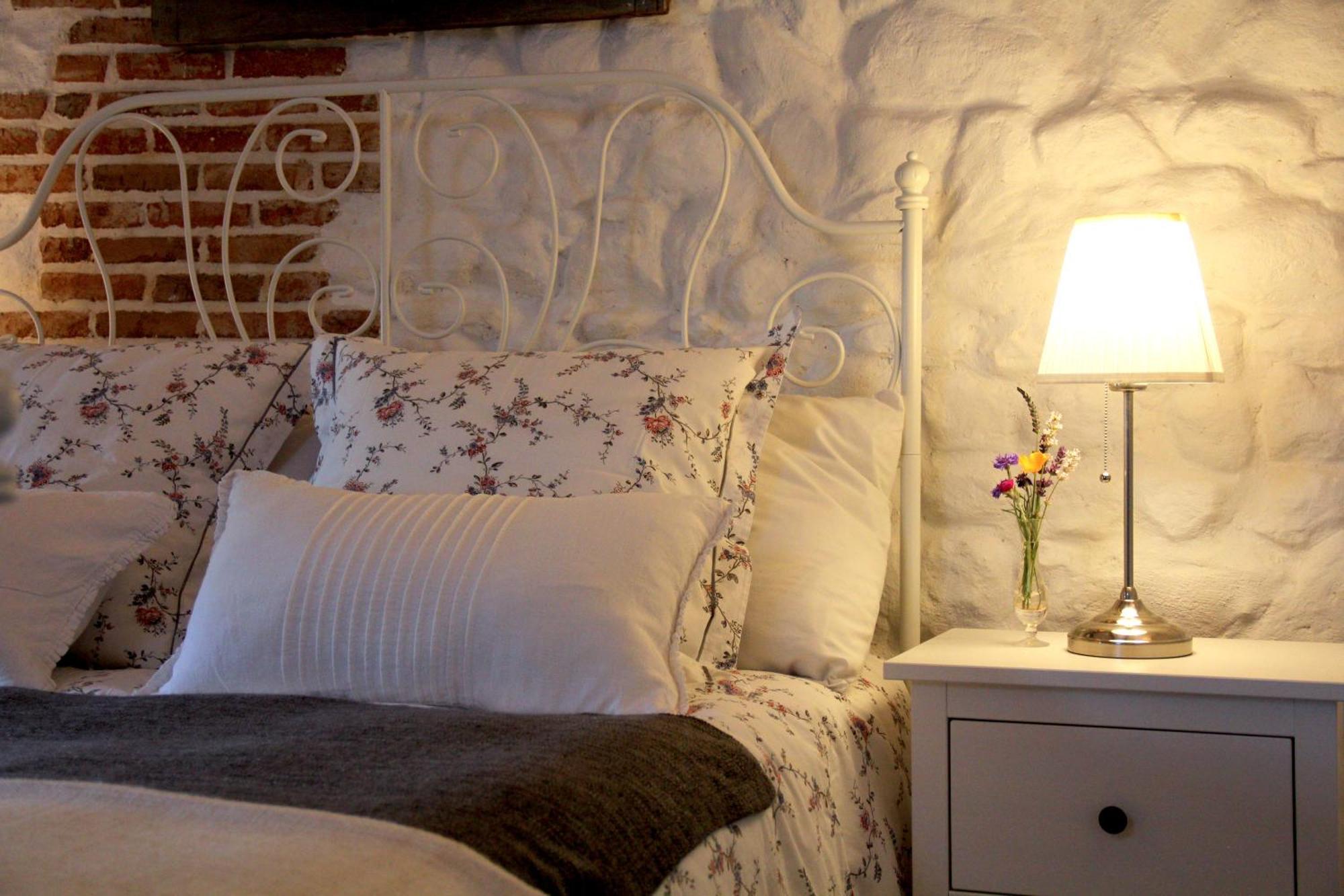 Bed and Breakfast La Belle Ame Saint-Priest-des-Champs Habitación foto